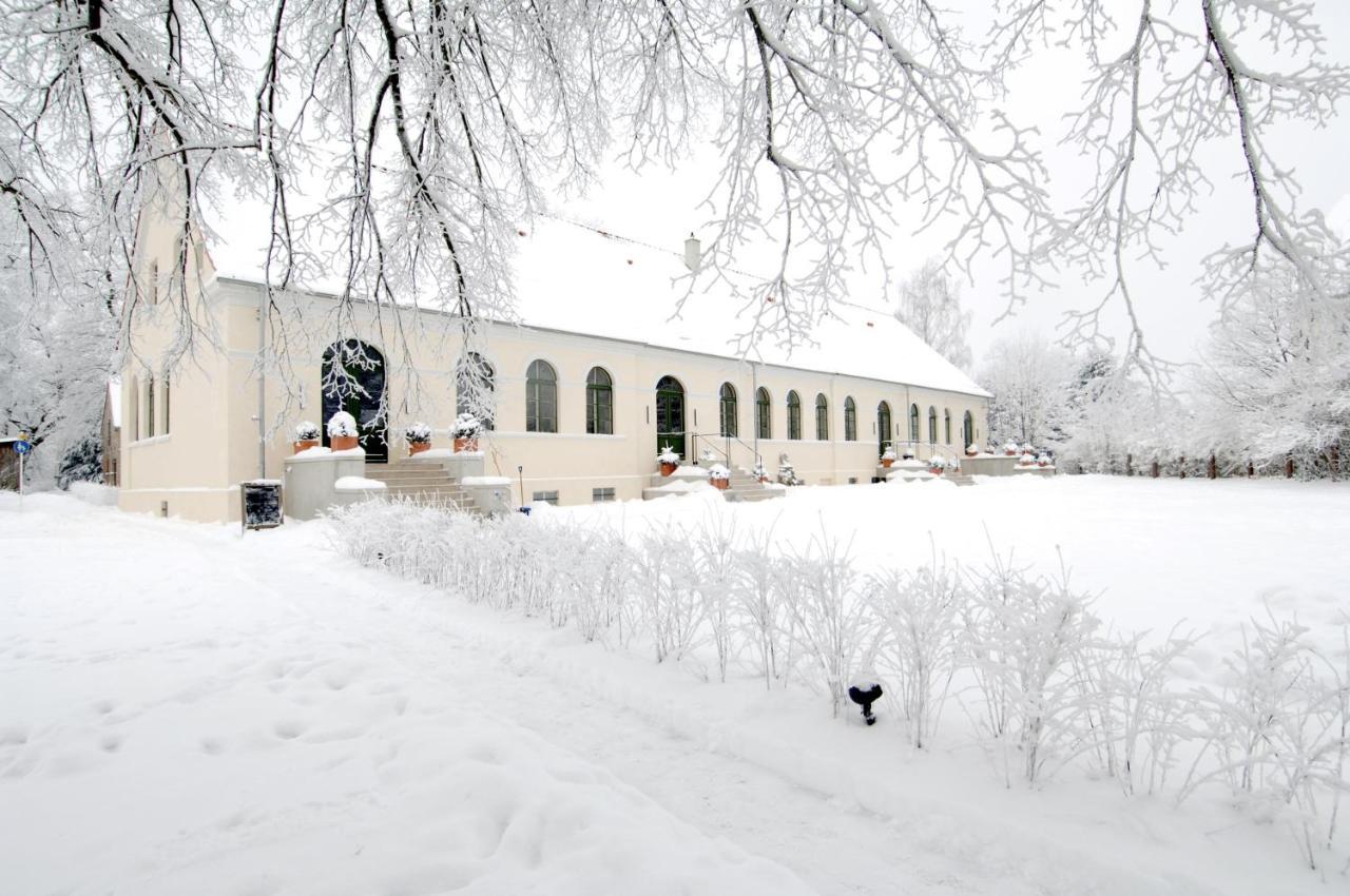 Kavaliershaus Schloss Bluecher Am Finckenersee Exterior photo
